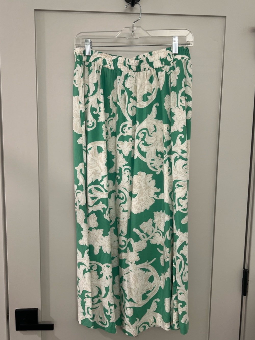 LOFT Green and White Floral-Print Midi Skirt